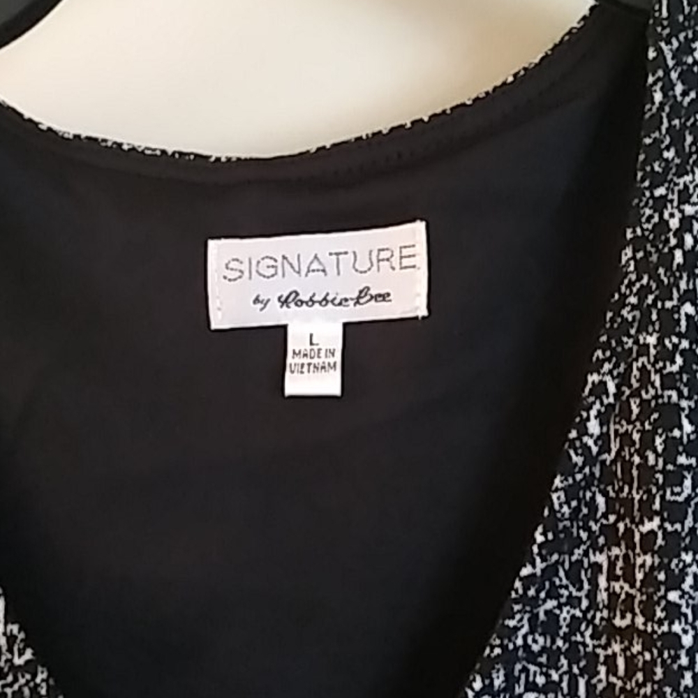 Robbie Bee Size large dress